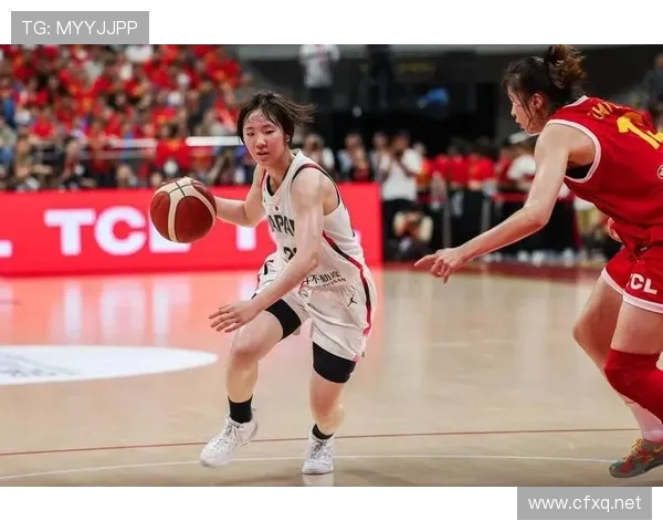 中国女篮大胜捷克刘禹彤再爆发